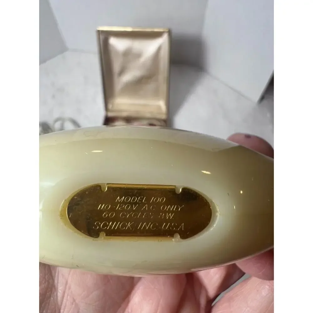 VINTAGE LADY SCHICK CROWN JEWEL MODEL 100 ELECTRIC RAZOR SHAVER USA w/cord etc